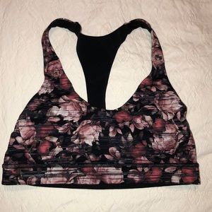 Lululemon sports bra, sz 8